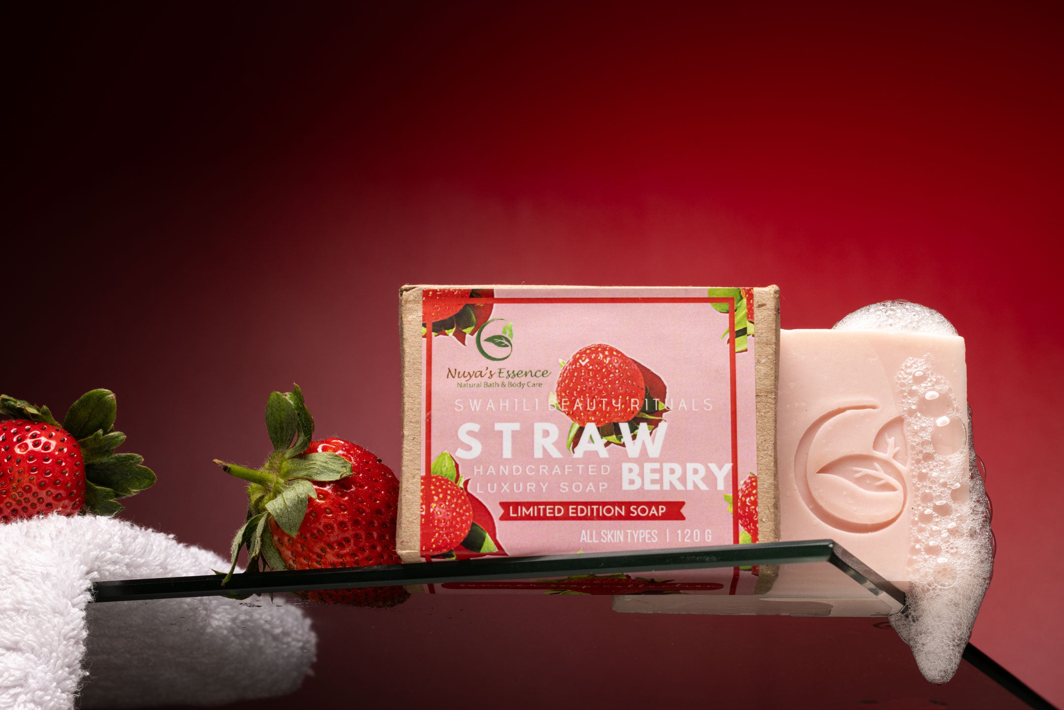 STRAWBERRY SOAP (120 g)